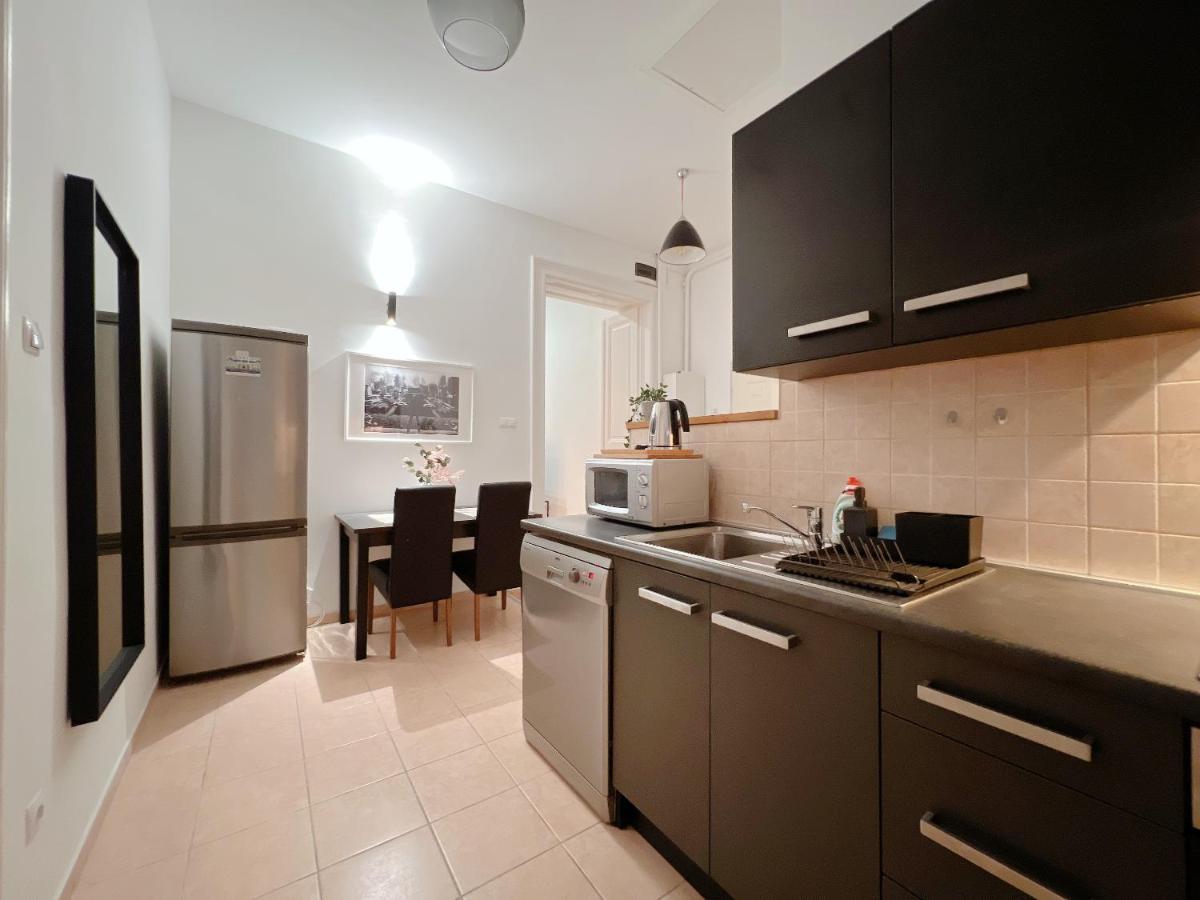 Apartment Happy Hours-family Affair-budapest Iconic Postcode *